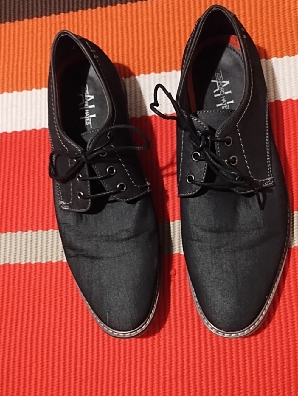 Men's Black Lace-Up Derby Shoes by Ashford Hayes Size 11M In VGC.